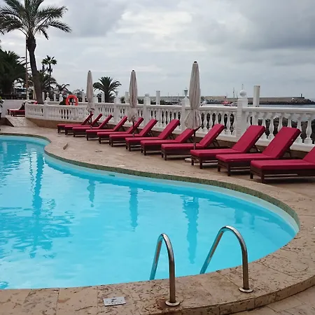 Club Puerto Atlantico 아파트