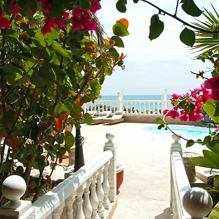 Club Puerto Atlantico 아파트 *